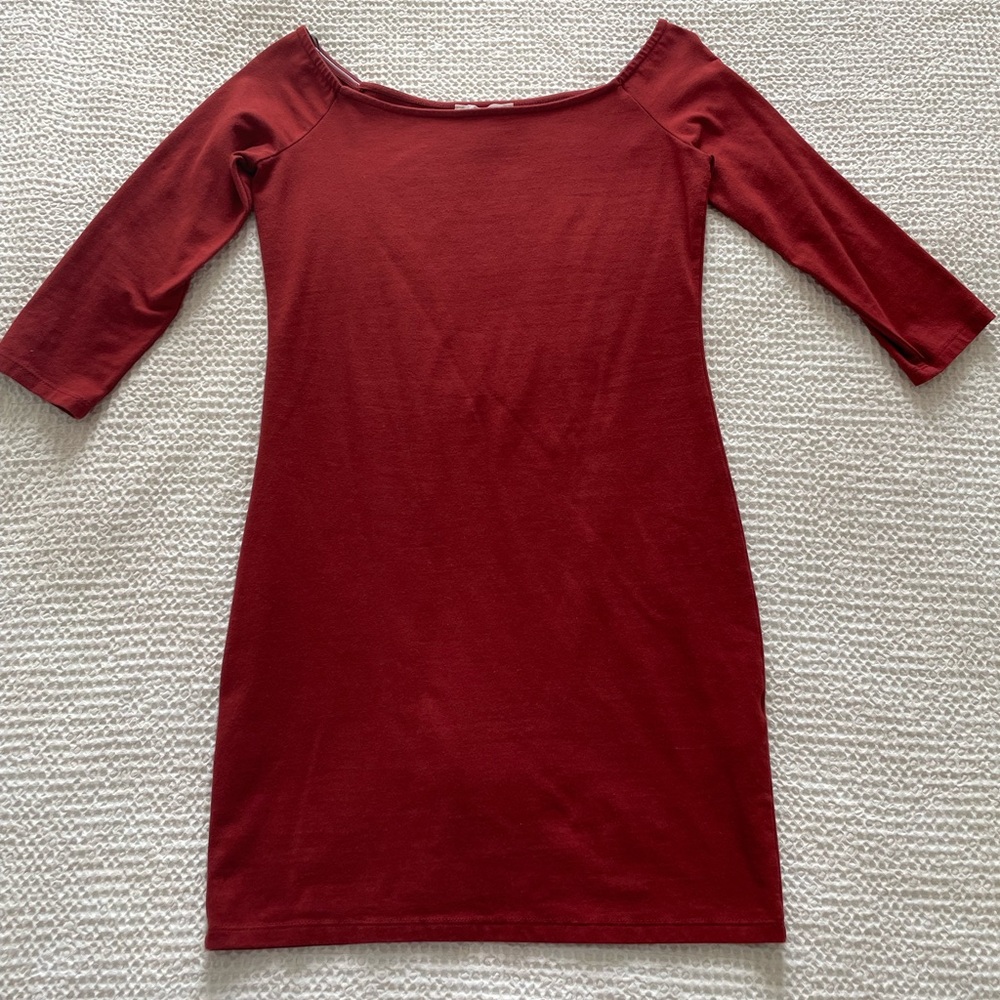 Brick red off the shoulder knit bodycon mini dress size M